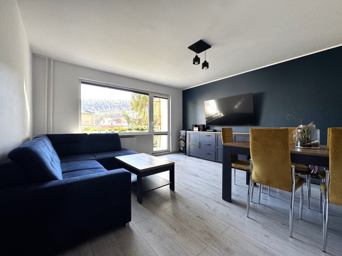 Mieszkanie 4 pokojowe na Sprzedaż