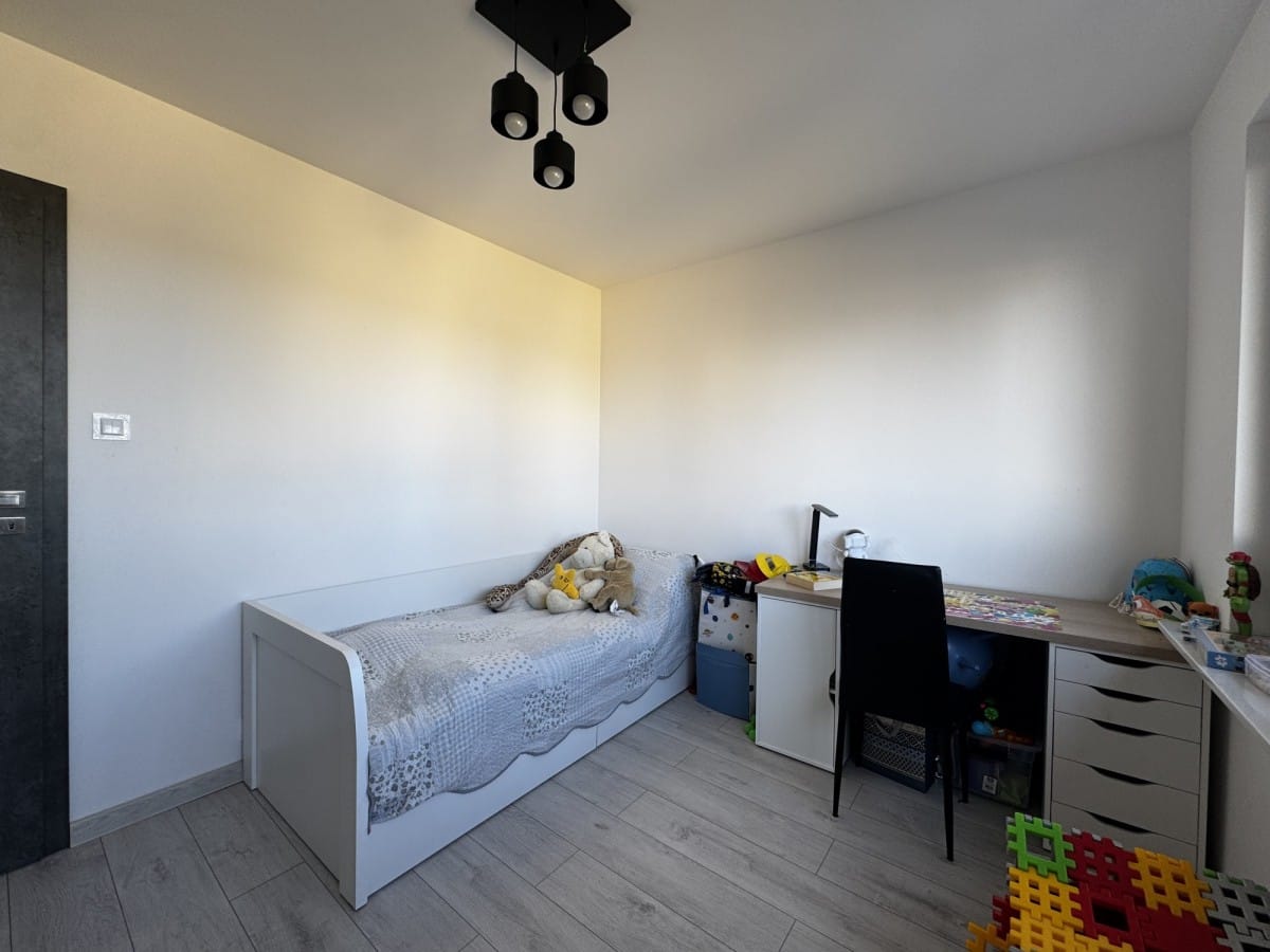 Mieszkanie 4 pokojowe na Sprzedaż