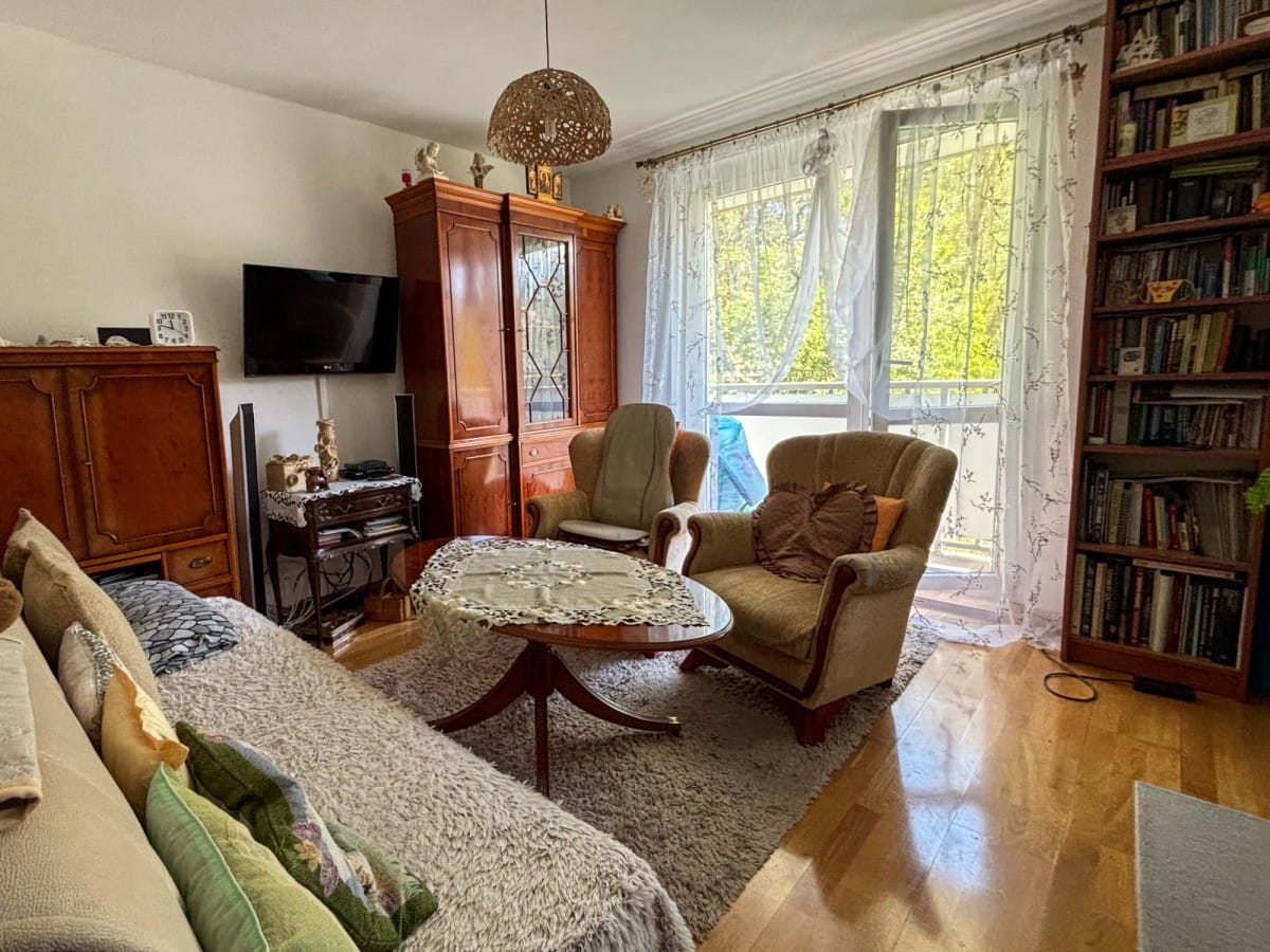 Mieszkanie 3 pokojowe na Sprzedaż
