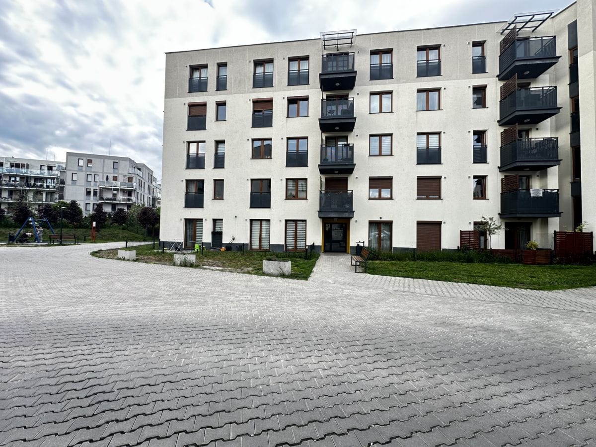 Mieszkanie 4 pokojowe na Sprzedaż