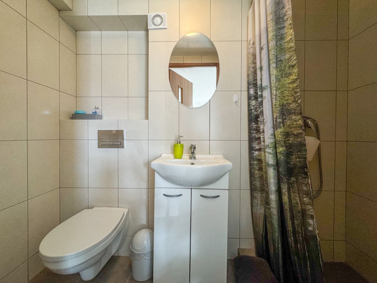 Dom 10 pokojowe na Sprzedaż