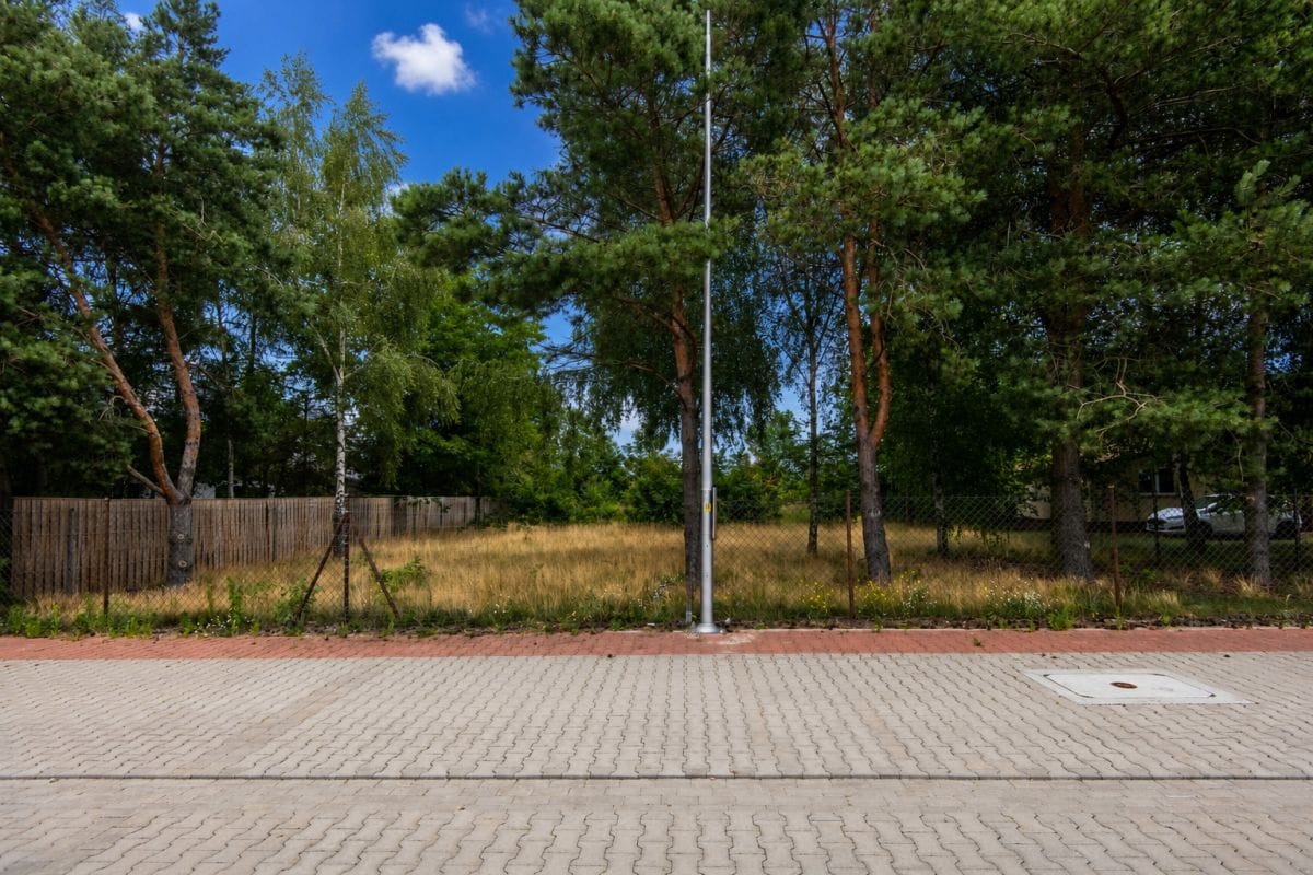 Działka  pokojowe na Sprzedaż