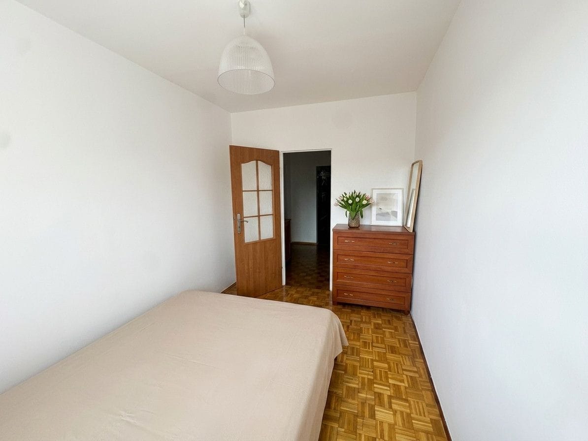 Mieszkanie 4 pokojowe na Sprzedaż