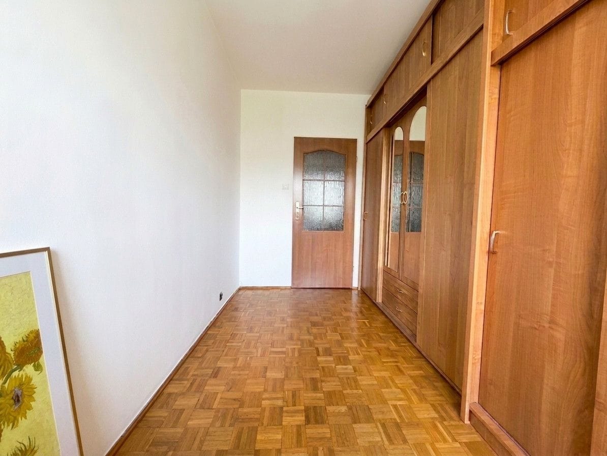 Mieszkanie 4 pokojowe na Sprzedaż