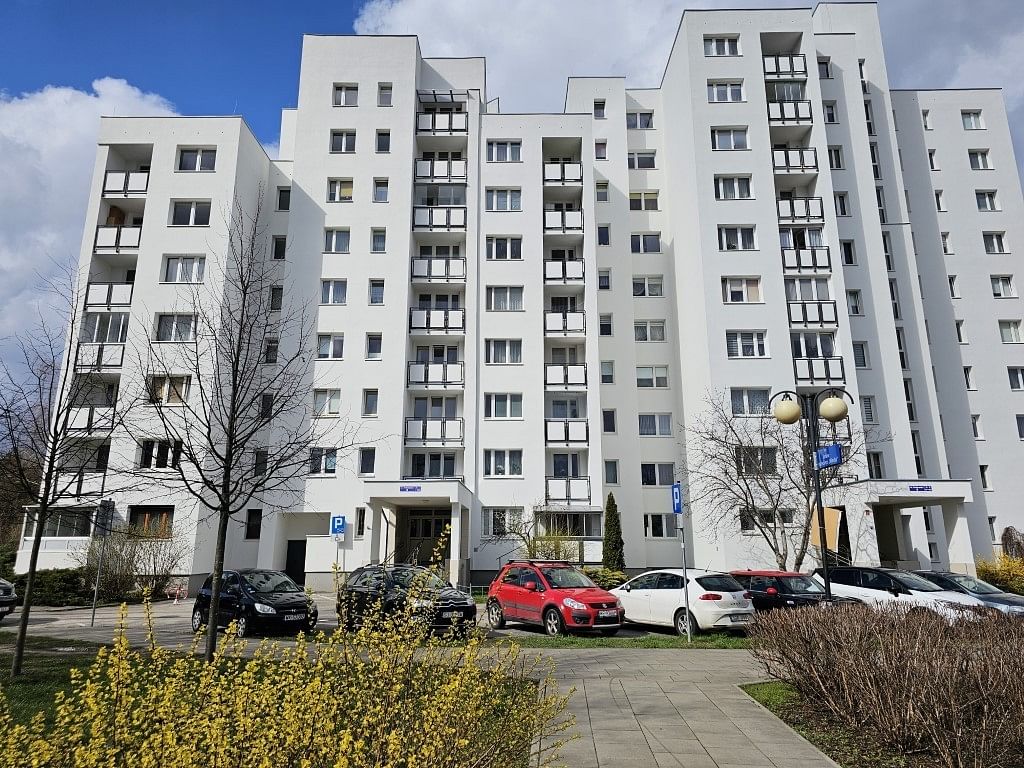 Mieszkanie 4 pokojowe na Sprzedaż