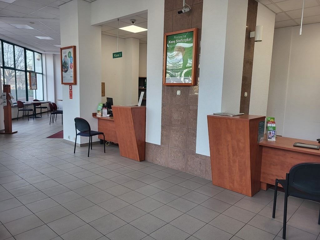 Lokal użytkowy  pokojowe na Sprzedaż