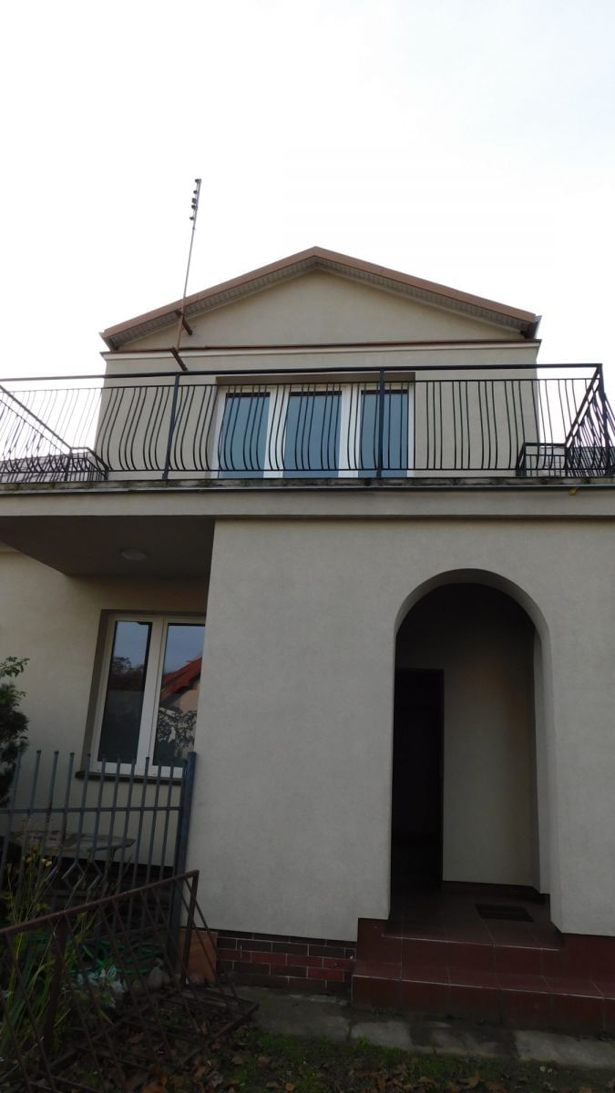 Dom 7 pokojowe na Wynajem