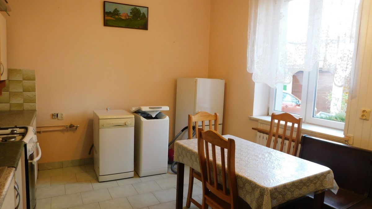 Dom 7 pokojowe na Wynajem