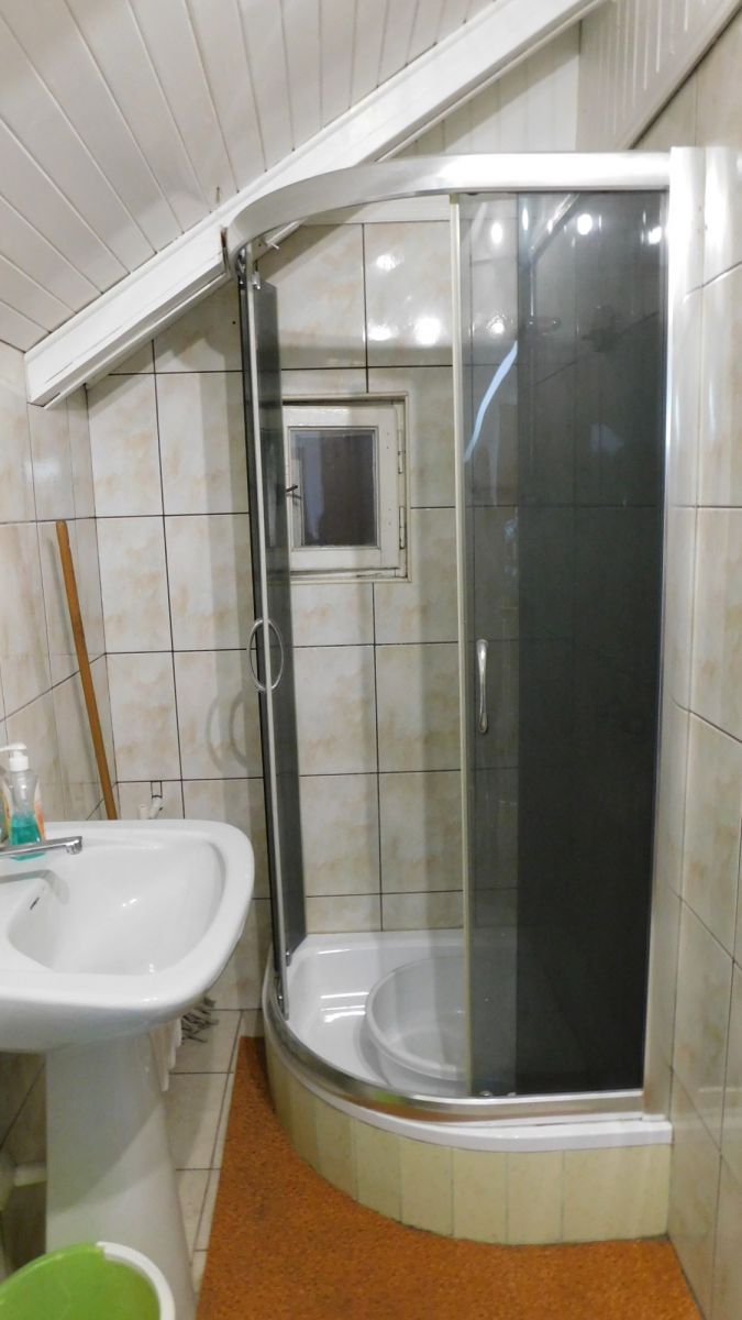 Dom 7 pokojowe na Wynajem