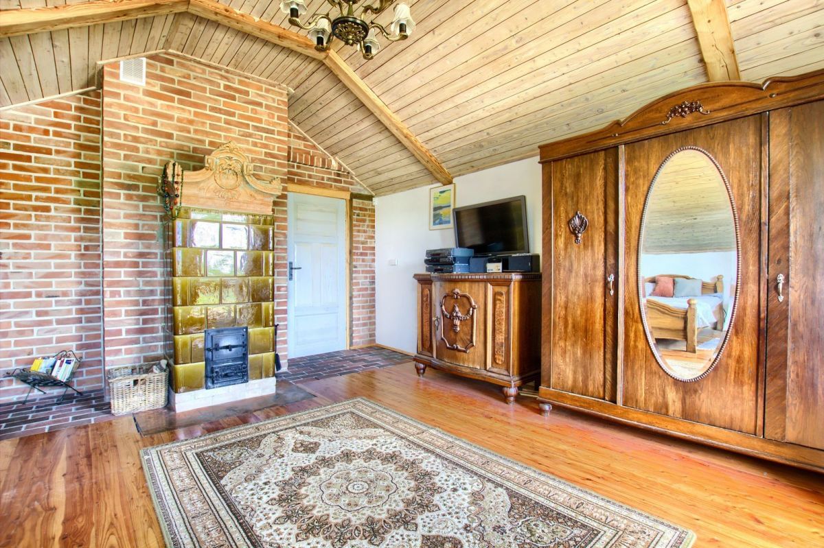 Dom 4 pokojowe na Sprzedaż