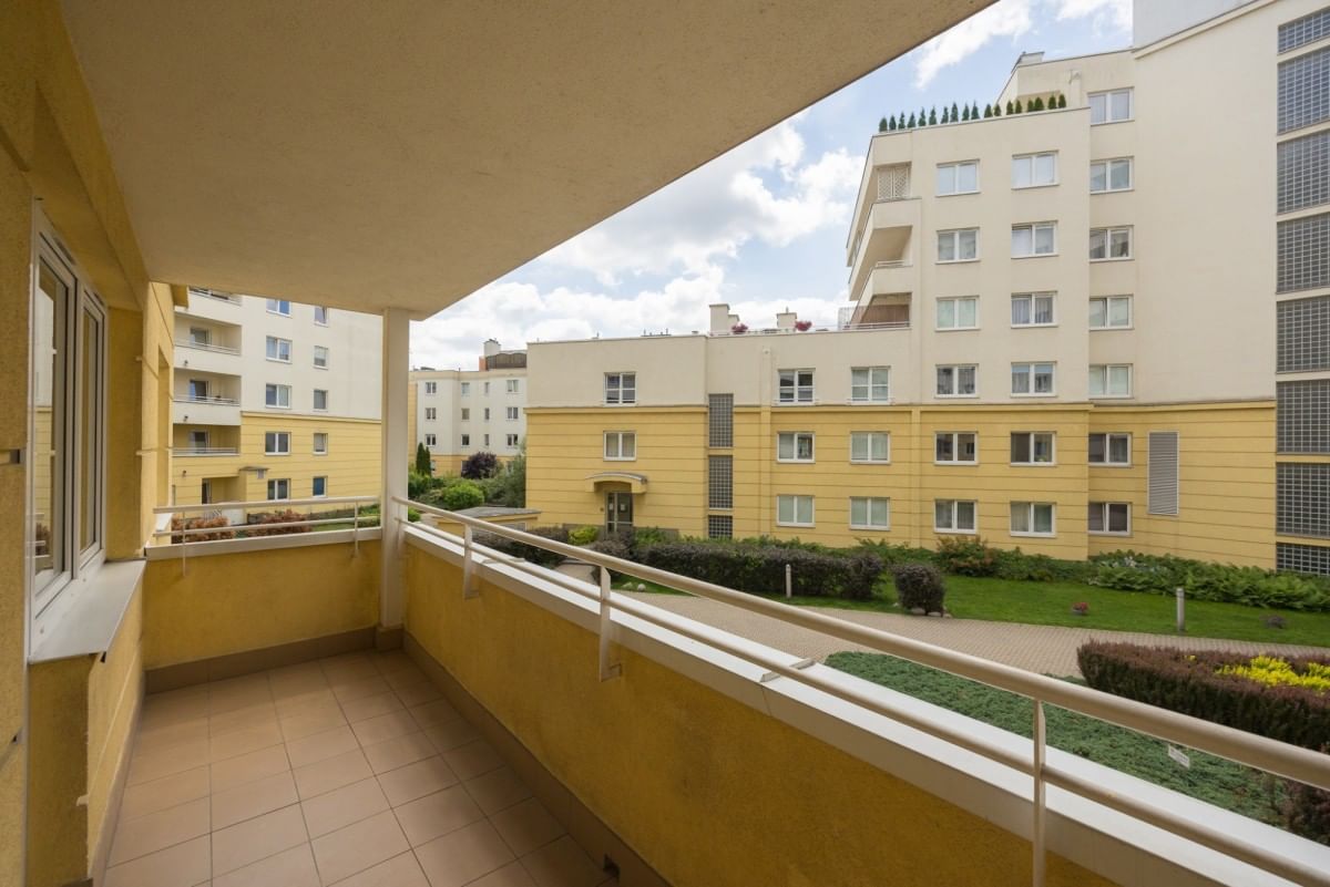 Mieszkanie 4 pokojowe na Sprzedaż