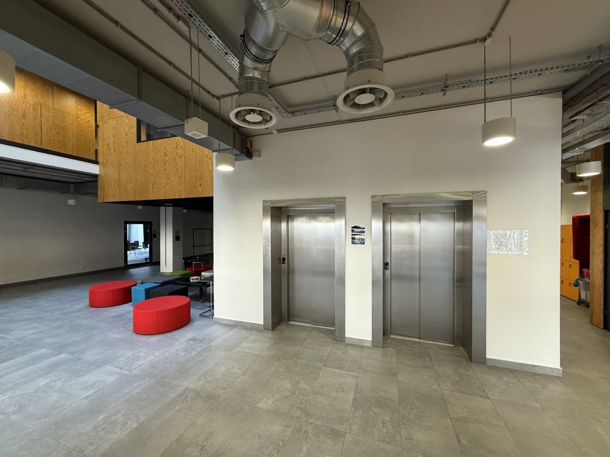 Lokal użytkowy  pokojowe na Wynajem