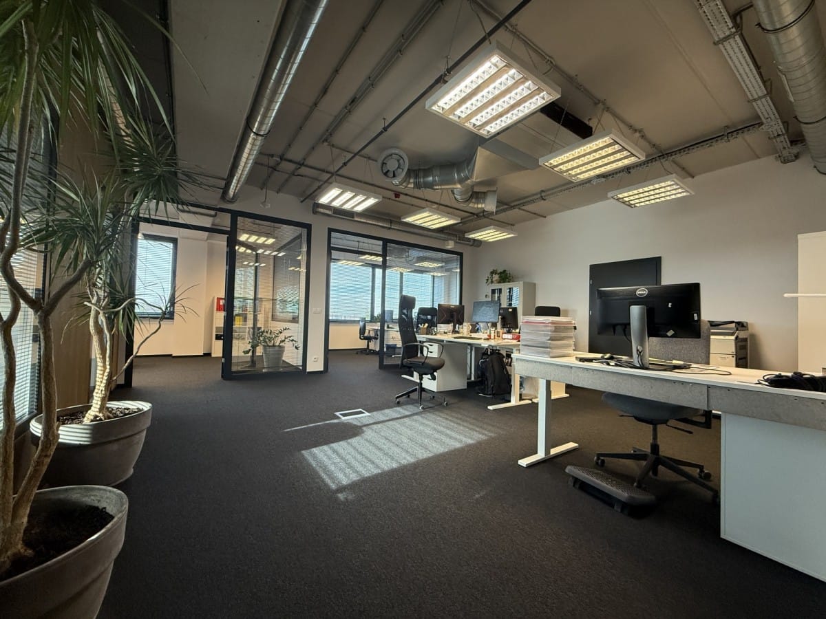 Lokal użytkowy  pokojowe na Wynajem