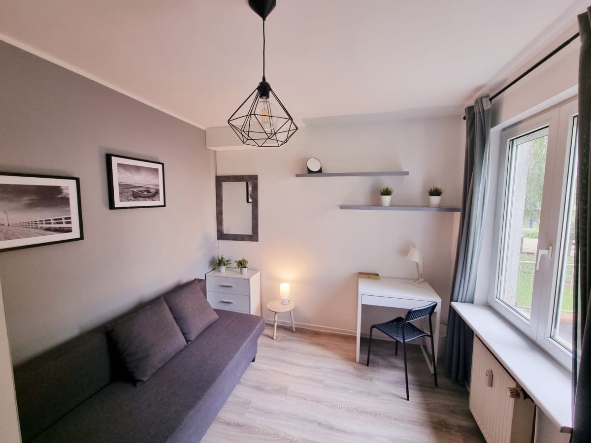 Mieszkanie 9 pokojowe na Sprzedaż