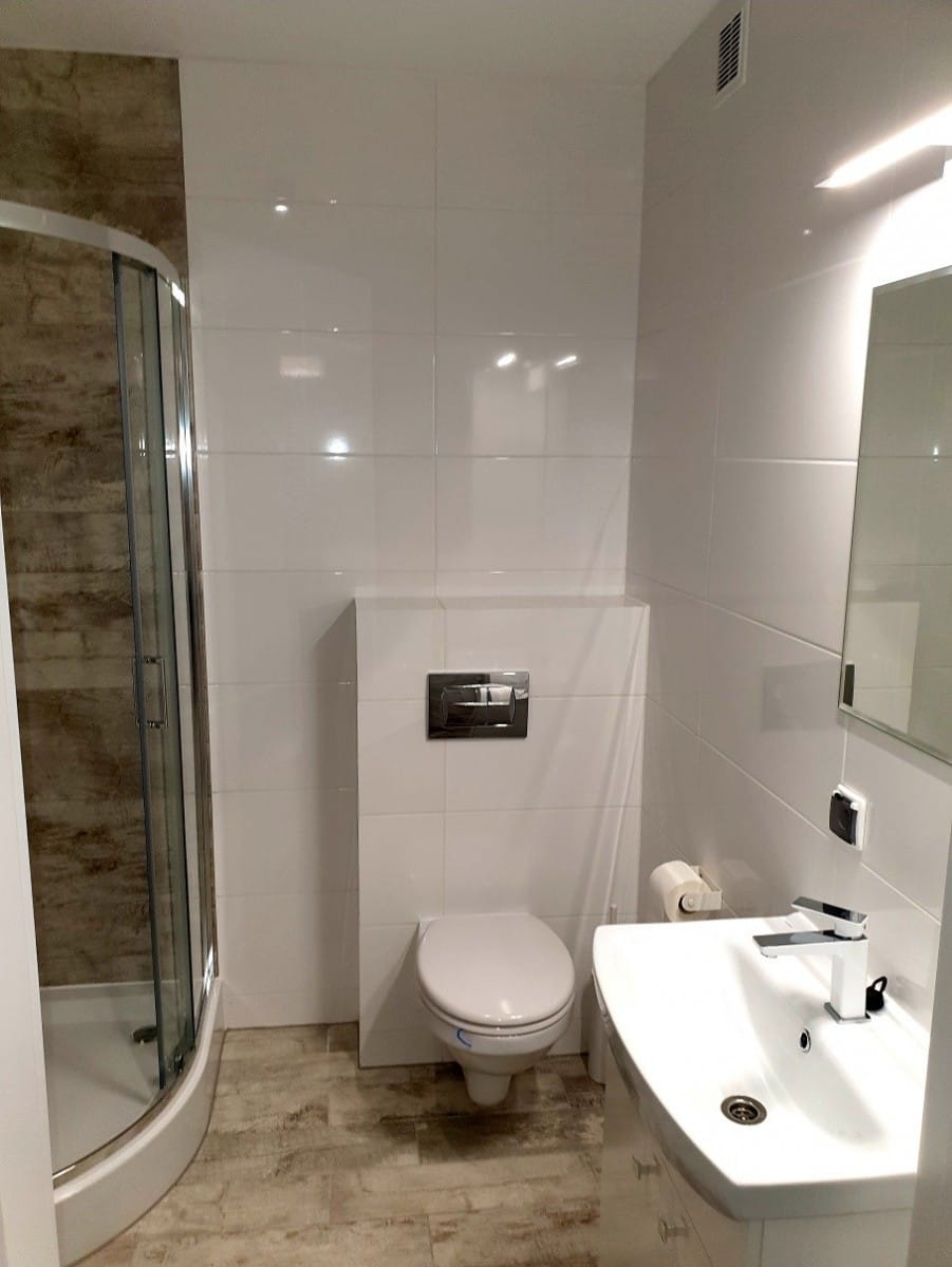 Mieszkanie 9 pokojowe na Sprzedaż