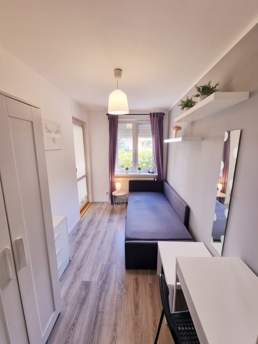 Mieszkanie 9 pokojowe na Sprzedaż