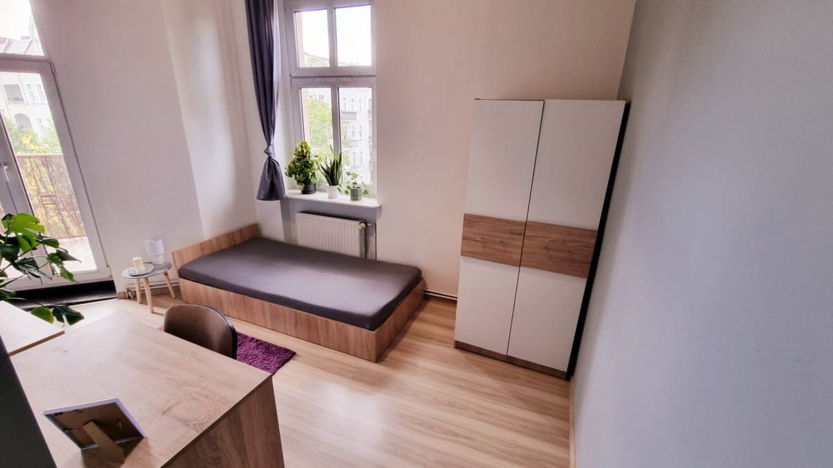 Mieszkanie 9 pokojowe na Sprzedaż