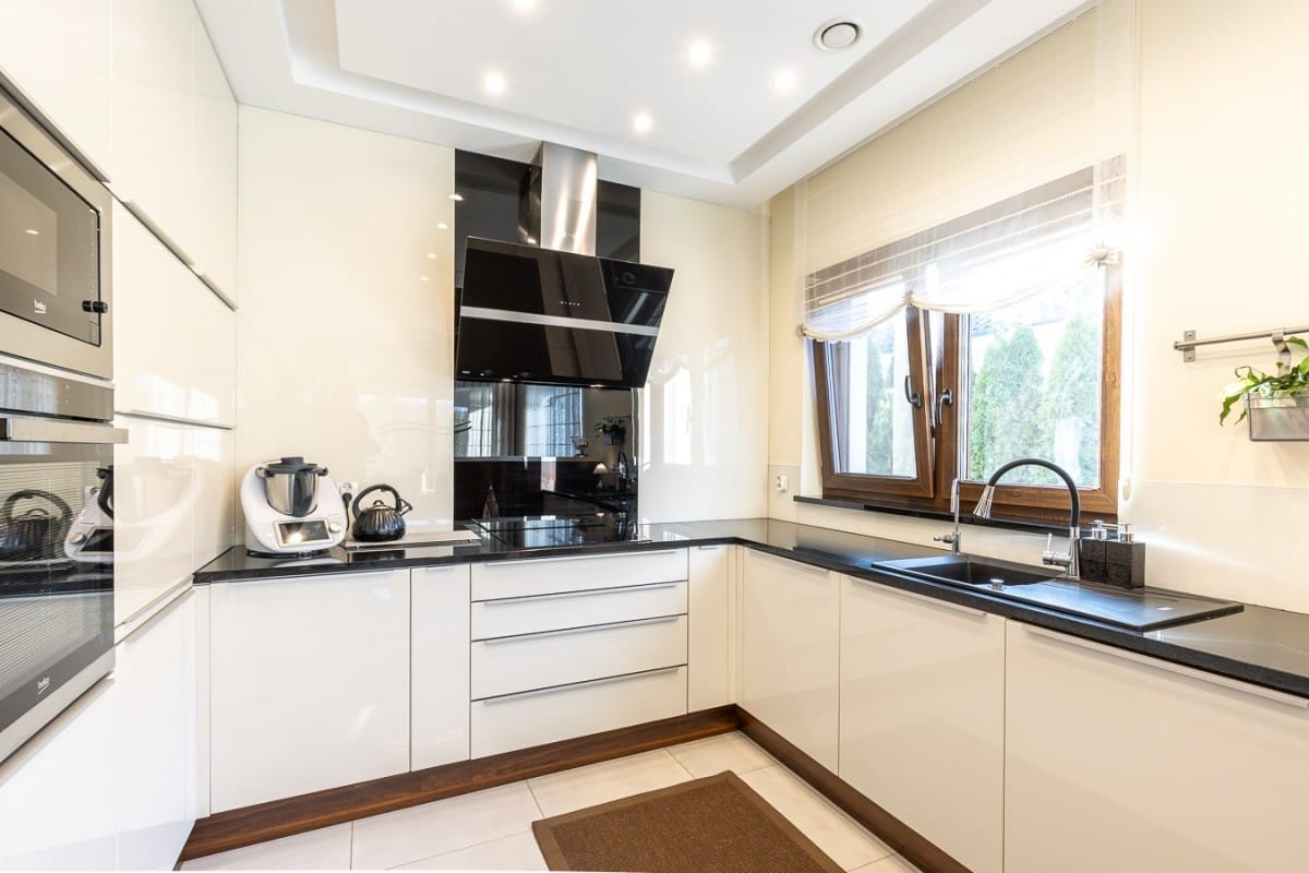 Dom 6 pokojowe na Sprzedaż