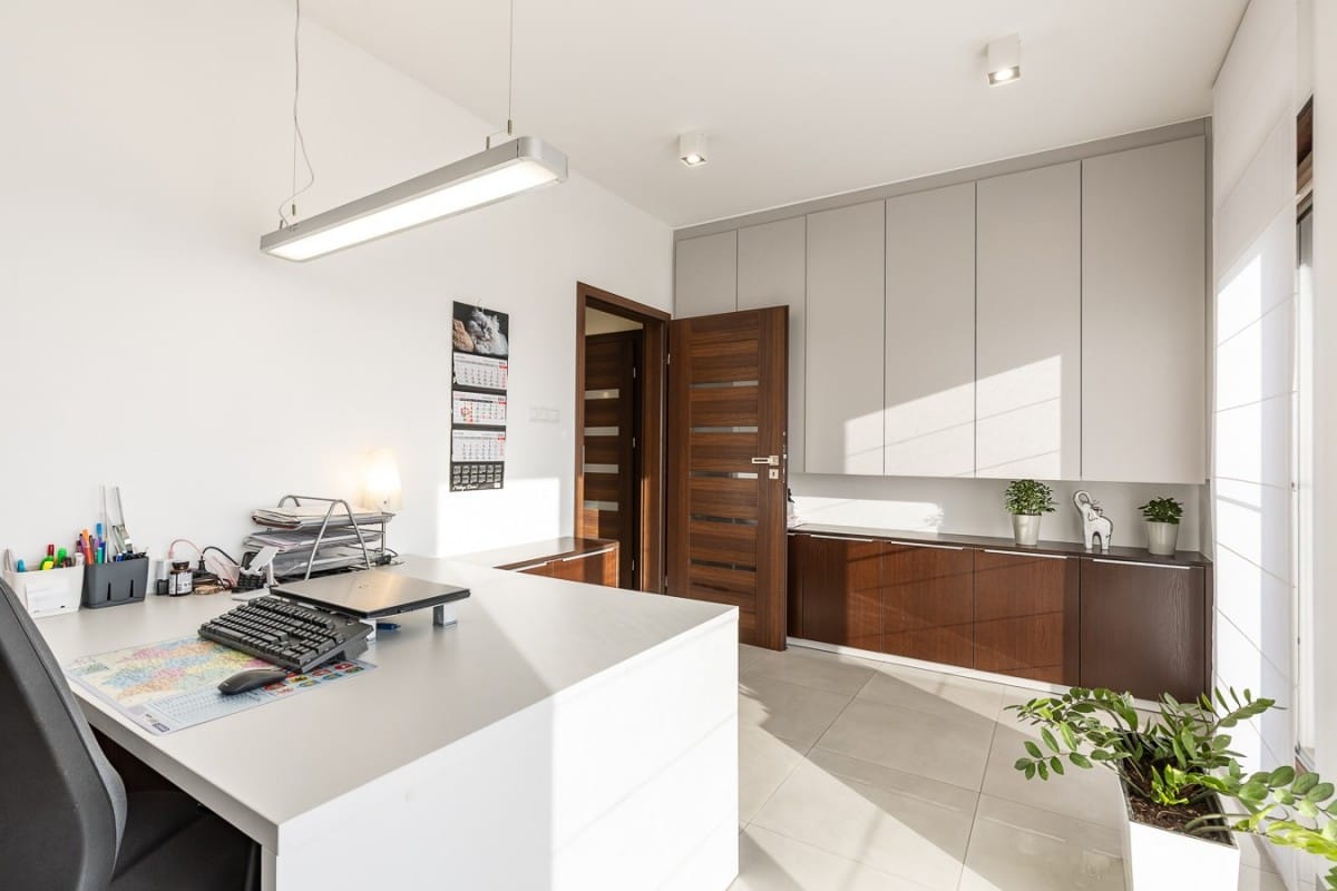 Dom 6 pokojowe na Sprzedaż