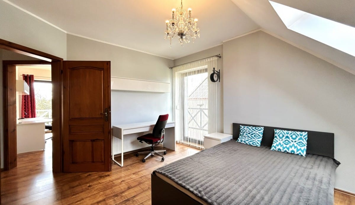 Dom 4 pokojowe na Sprzedaż