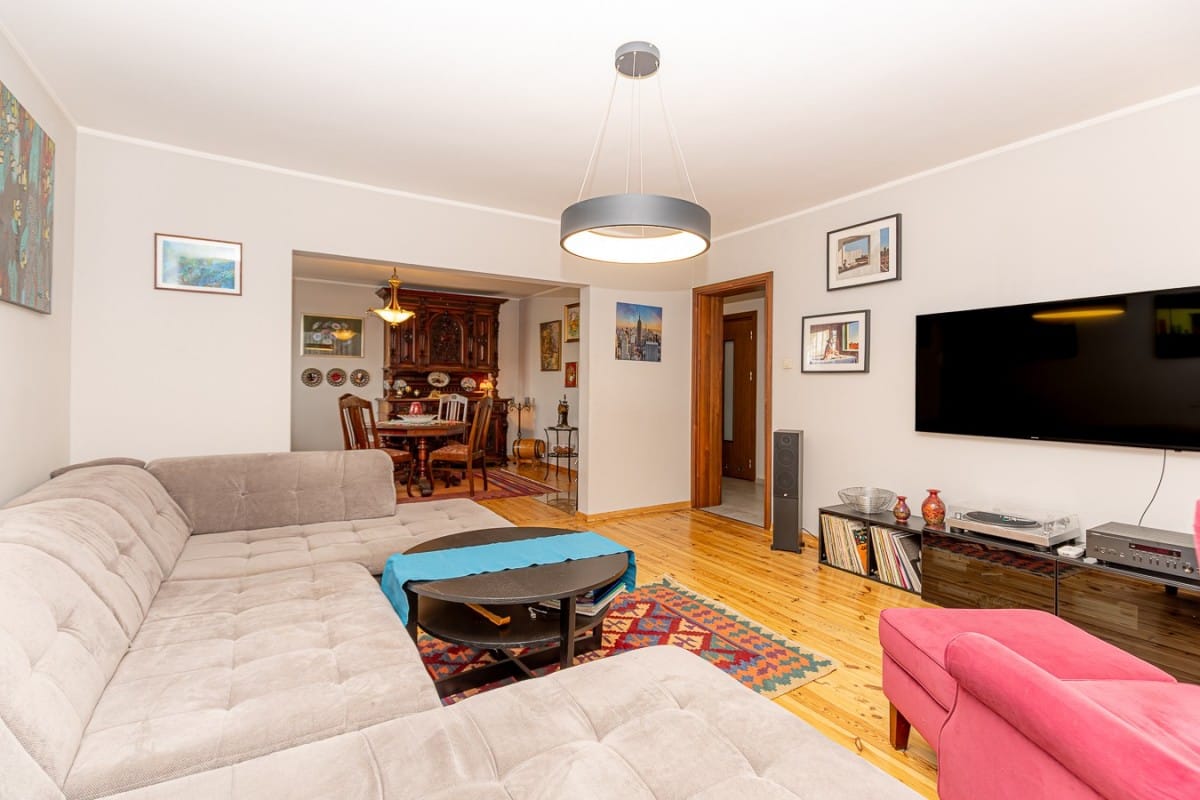 Dom 6 pokojowe na Sprzedaż