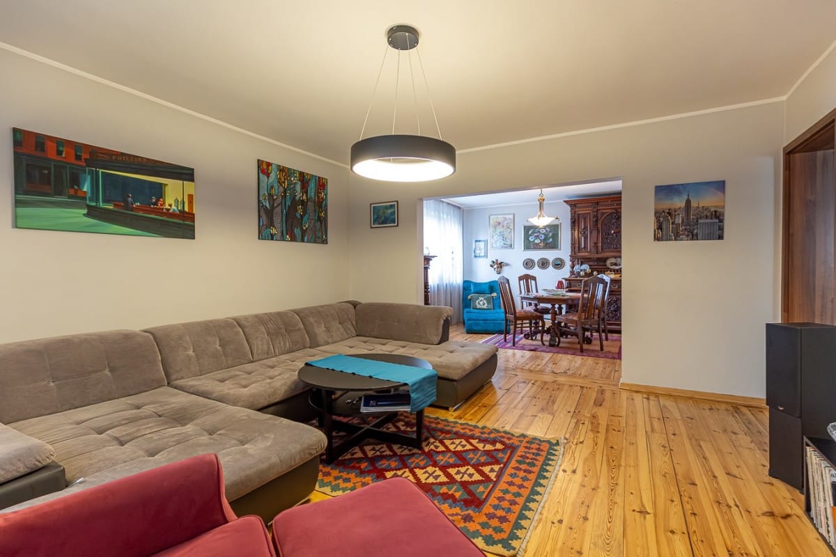 Dom 6 pokojowe na Sprzedaż