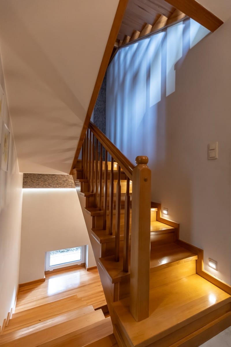 Dom 6 pokojowe na Sprzedaż