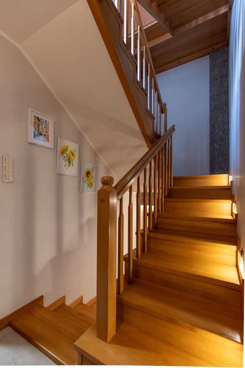 Dom 6 pokojowe na Sprzedaż