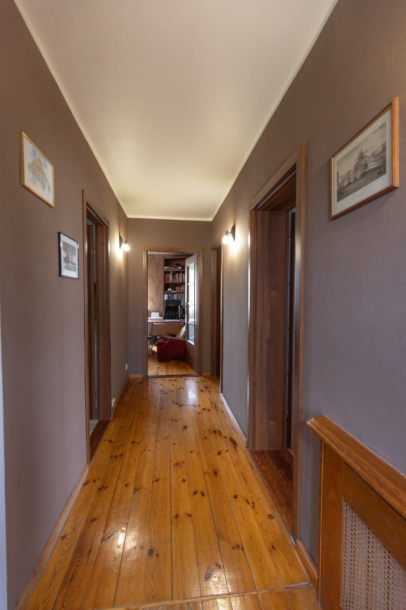 Dom 6 pokojowe na Sprzedaż