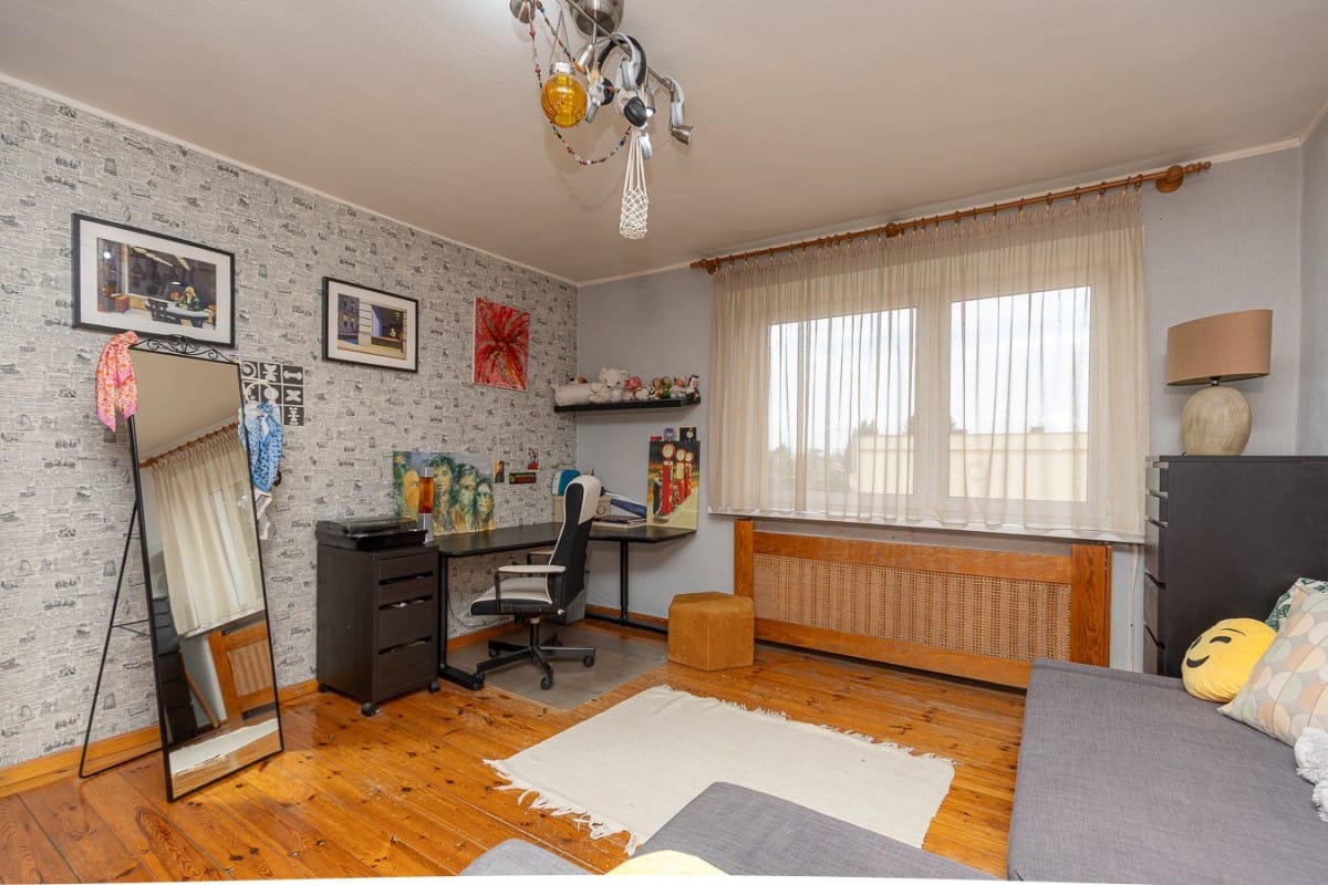 Dom 6 pokojowe na Sprzedaż