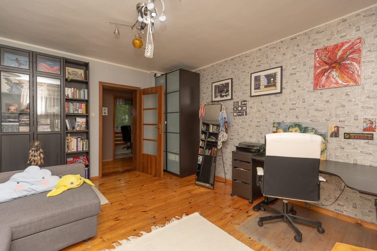 Dom 6 pokojowe na Sprzedaż