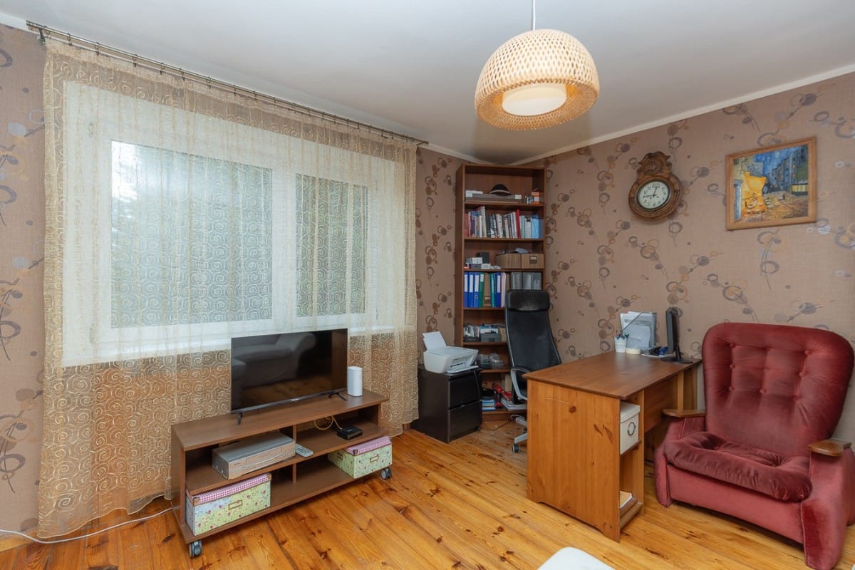 Dom 6 pokojowe na Sprzedaż