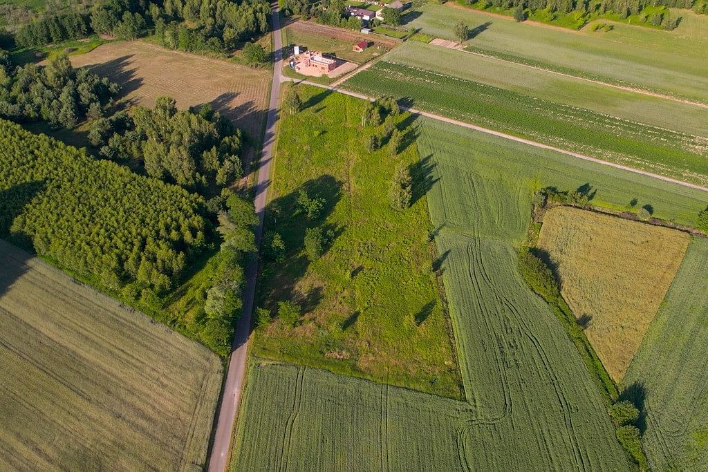 Działka  pokojowe na Sprzedaż