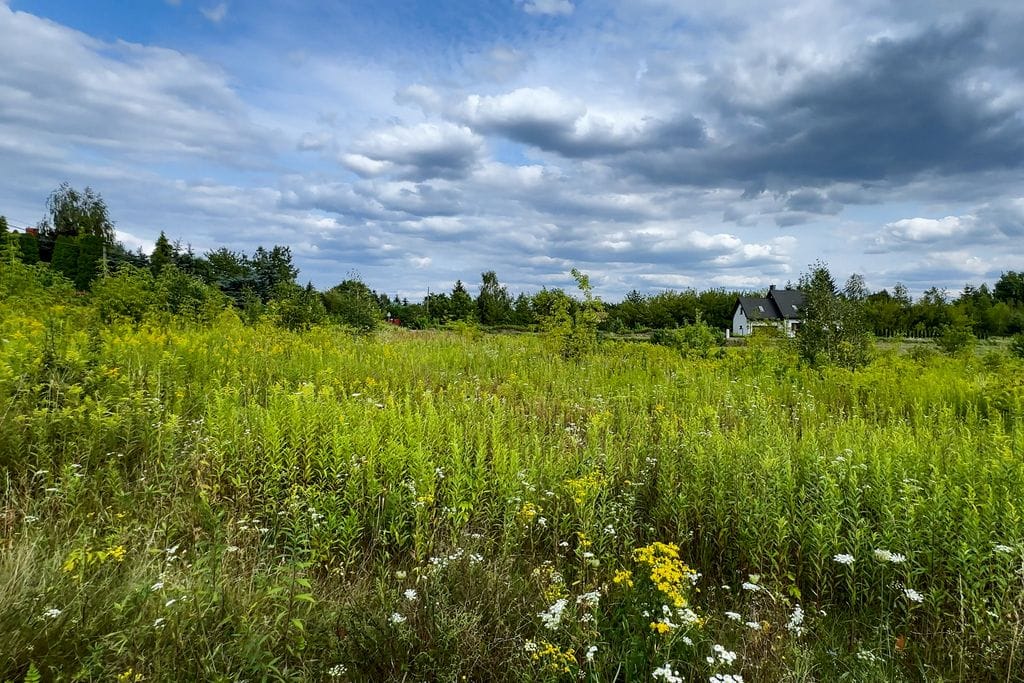 Działka  pokojowe na Sprzedaż