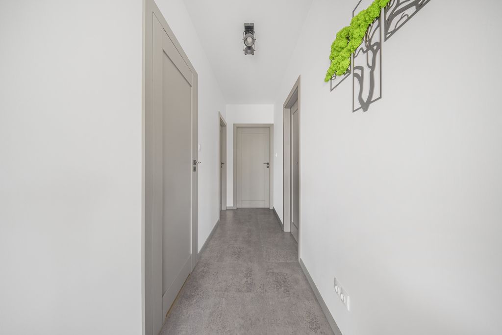 Mieszkanie 4 pokojowe na Sprzedaż