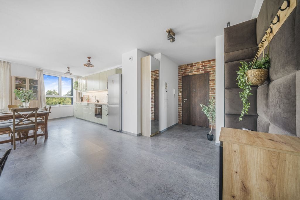 Mieszkanie 4 pokojowe na Sprzedaż