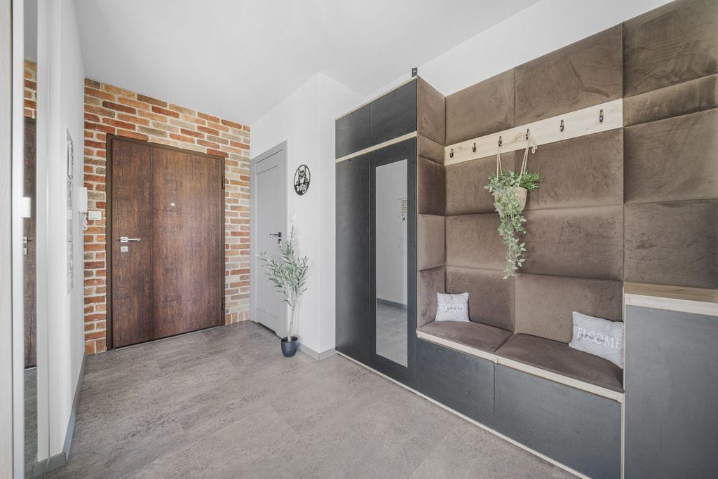 Mieszkanie 4 pokojowe na Sprzedaż