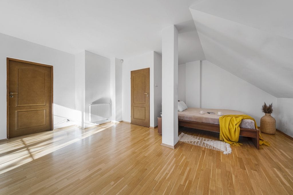 Dom 6 pokojowe na Sprzedaż