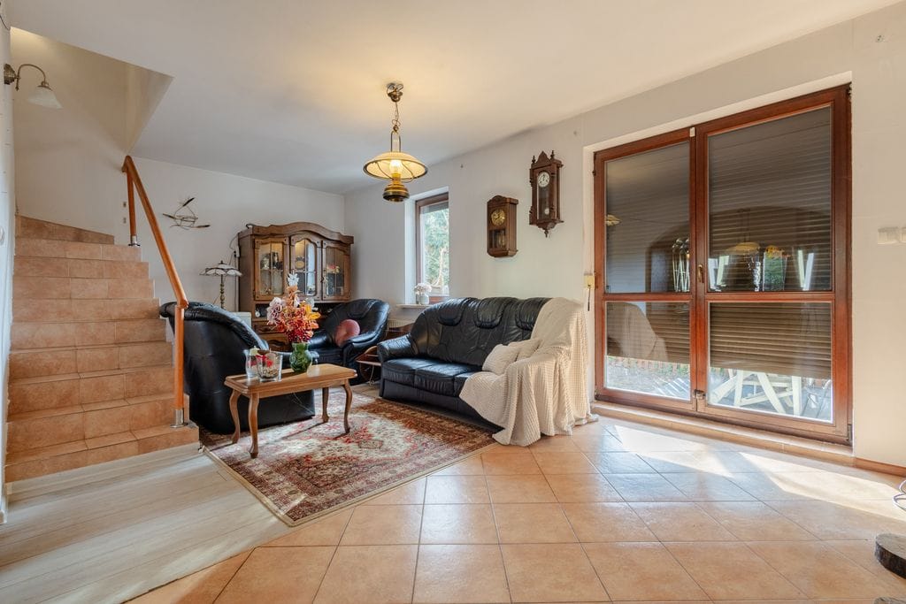 Mieszkanie 5 pokojowe na Sprzedaż