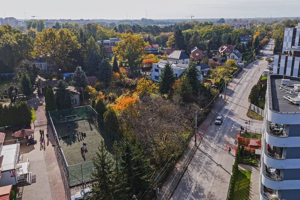 Działka  pokojowe na Sprzedaż