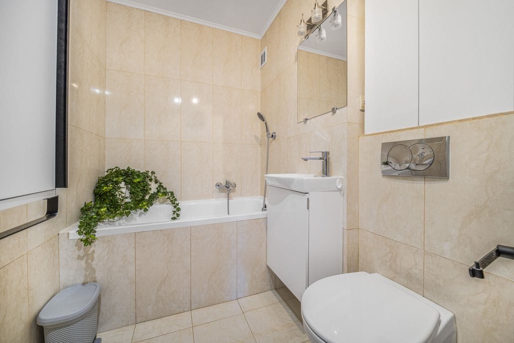 Mieszkanie 3 pokojowe na Sprzedaż