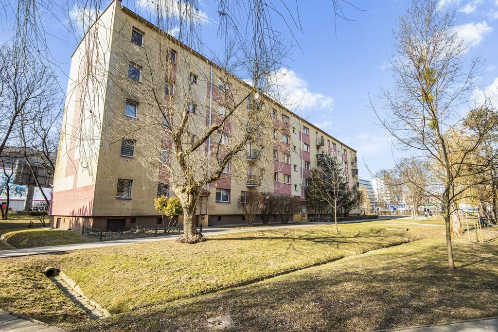 Mieszkanie 3 pokojowe na Sprzedaż