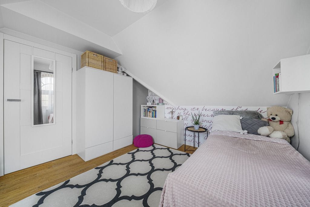 Dom 6 pokojowe na Sprzedaż