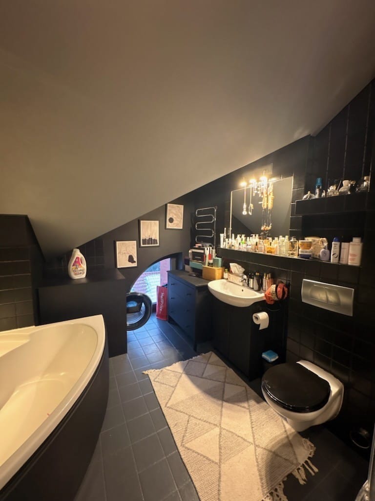 Mieszkanie 6 pokojowe na Sprzedaż