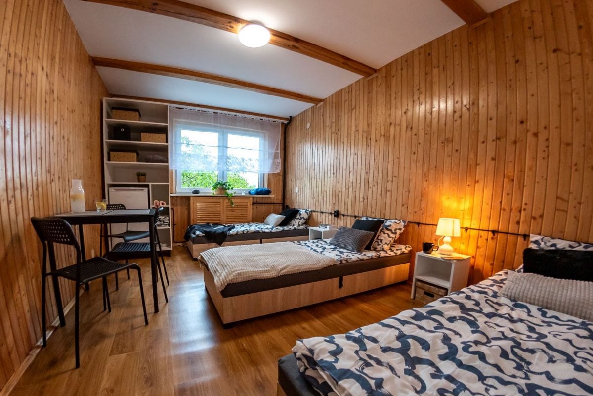 Dom 14 pokojowe na Sprzedaż