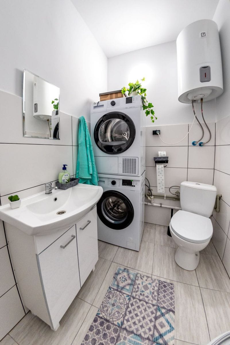 Dom 14 pokojowe na Sprzedaż