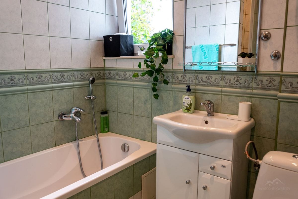 Dom 14 pokojowe na Sprzedaż