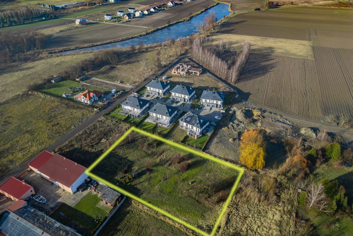 Działka  pokojowe na Sprzedaż