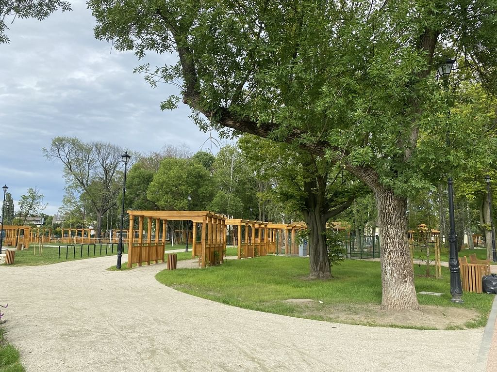 Dom 5 pokojowe na Sprzedaż