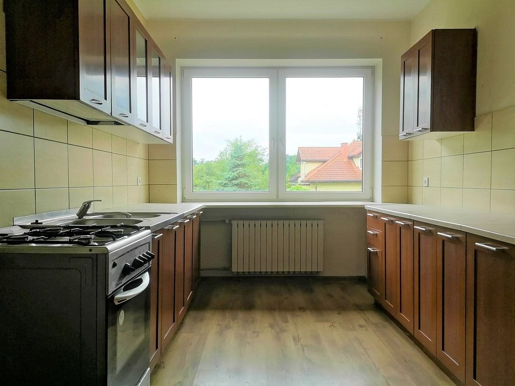 Dom 6 pokojowe na Sprzedaż
